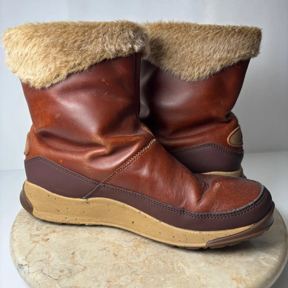 Chaco Borealis MidSpice‎ Women's Leather Fur Lined Winter Boots Size 8